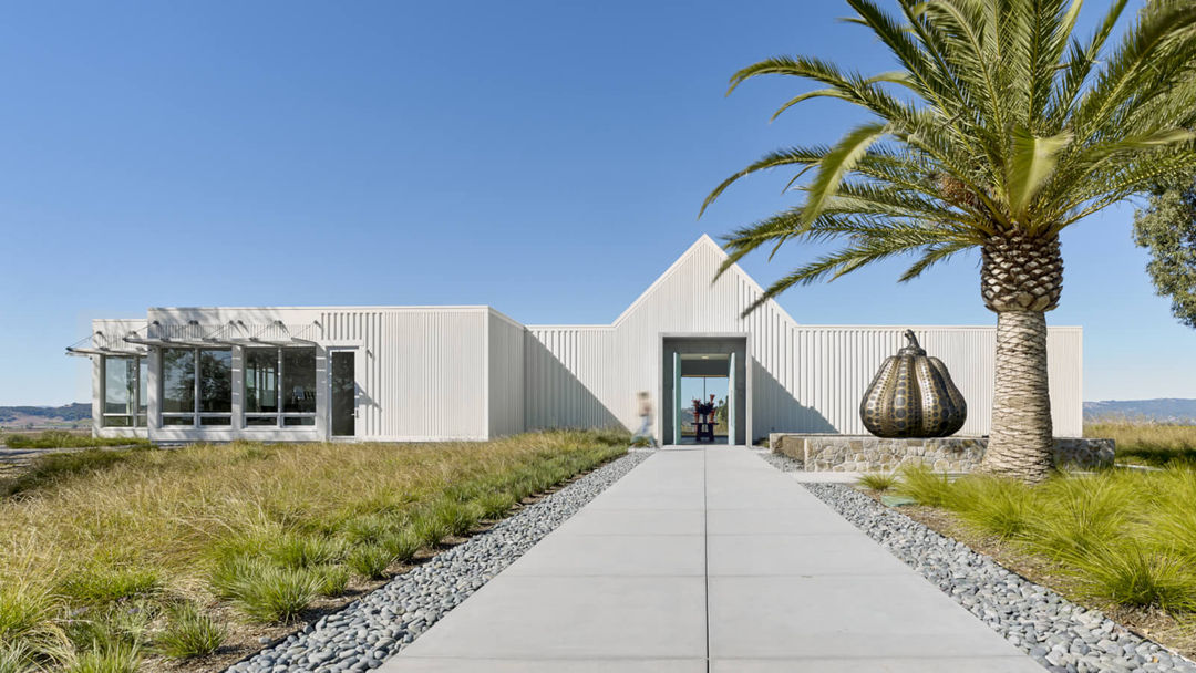 Wine, Land & Art at Donum Estate