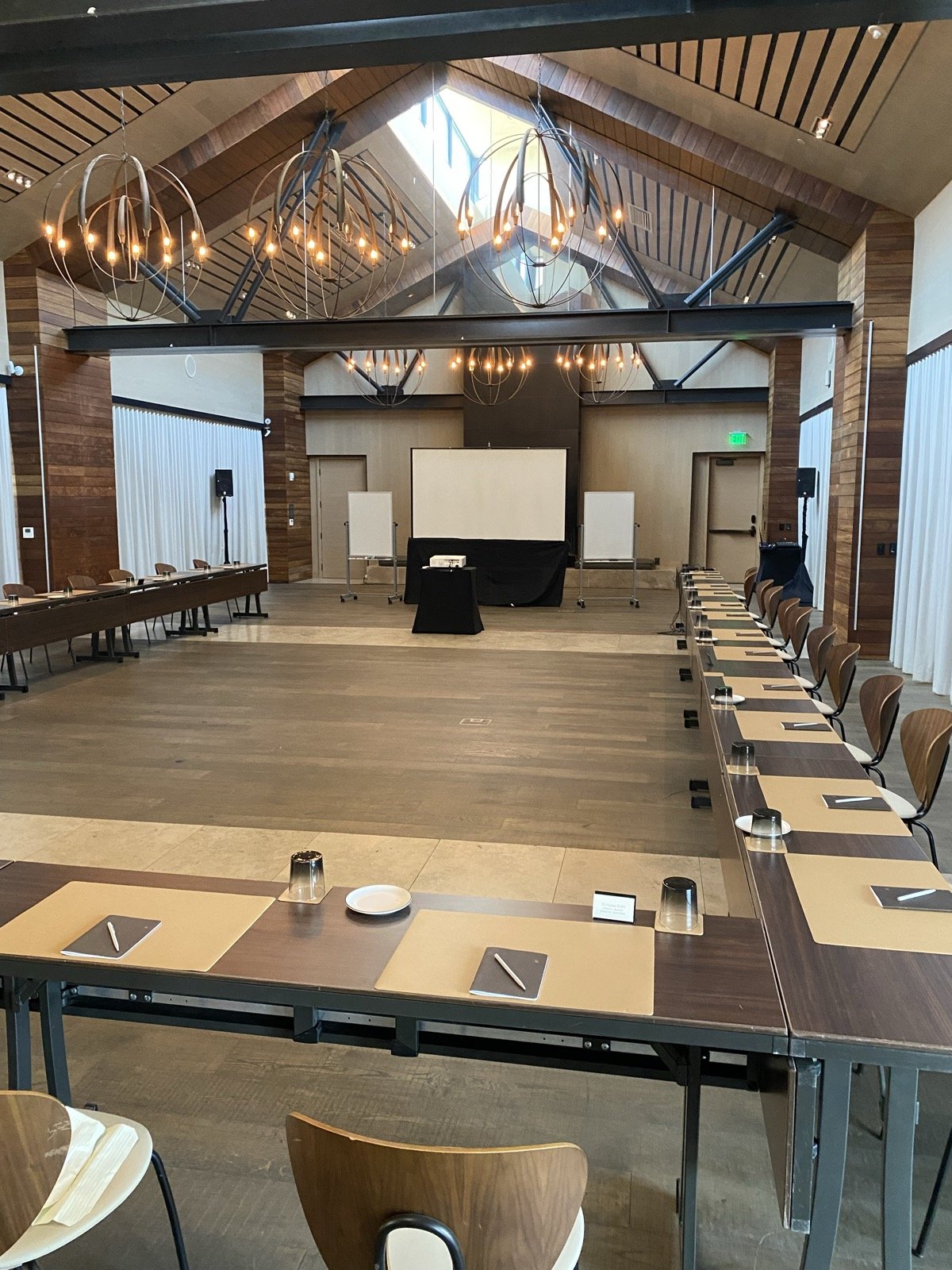 The keynote hall set for the summit sessions